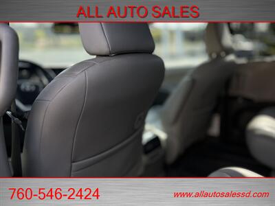 2019 Toyota Sienna XLE Premium 8-Passenger   - Photo 29 - Escondido, CA 92029