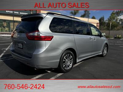 2019 Toyota Sienna XLE Premium 8-Passenger   - Photo 9 - Escondido, CA 92029