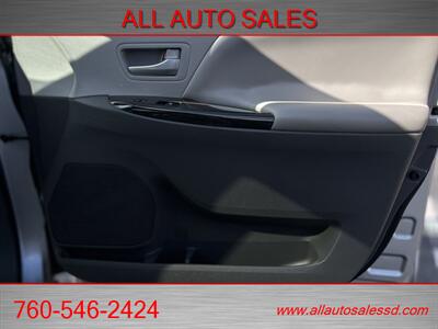 2019 Toyota Sienna XLE Premium 8-Passenger   - Photo 39 - Escondido, CA 92029