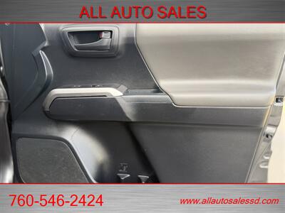 2018 Toyota Tacoma SR5 V6   - Photo 32 - Escondido, CA 92029