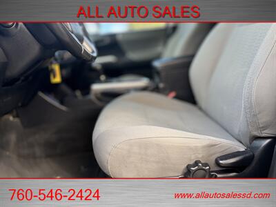 2018 Toyota Tacoma SR5 V6   - Photo 23 - Escondido, CA 92029