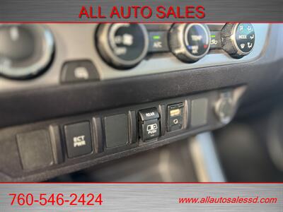 2018 Toyota Tacoma SR5 V6   - Photo 18 - Escondido, CA 92029