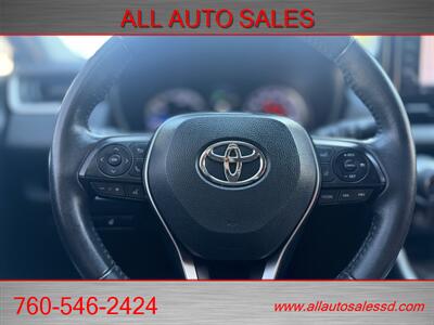 2020 Toyota RAV4 Hybrid XLE   - Photo 15 - Escondido, CA 92029