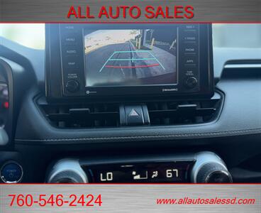 2020 Toyota RAV4 Hybrid XLE   - Photo 18 - Escondido, CA 92029