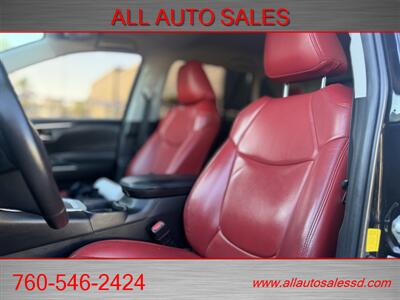 2020 Toyota RAV4 Hybrid XLE   - Photo 22 - Escondido, CA 92029