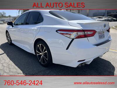 2020 Toyota Camry Hybrid SE   - Photo 10 - Escondido, CA 92029
