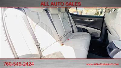 2020 Toyota Camry Hybrid SE   - Photo 25 - Escondido, CA 92029