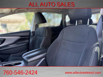 2019 Nissan Murano SV   - Photo 18 - Escondido, CA 92029