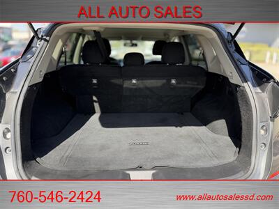 2019 Nissan Murano SV   - Photo 8 - Escondido, CA 92029