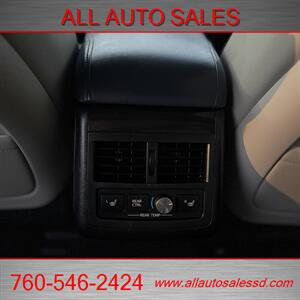 2015 Toyota Avalon Hybrid Limited   - Photo 30 - Escondido, CA 92029