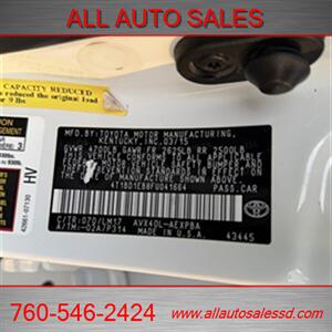 2015 Toyota Avalon Hybrid Limited   - Photo 28 - Escondido, CA 92029