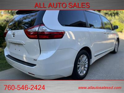 2015 Toyota Sienna XLE 8-Passenger   - Photo 8 - Escondido, CA 92029