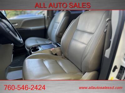 2015 Toyota Sienna XLE 8-Passenger   - Photo 22 - Escondido, CA 92029