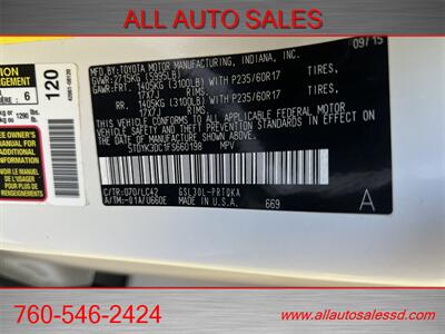 2015 Toyota Sienna XLE 8-Passenger   - Photo 35 - Escondido, CA 92029