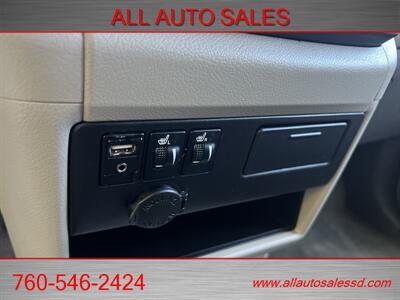 2015 Toyota Sienna XLE 8-Passenger   - Photo 19 - Escondido, CA 92029