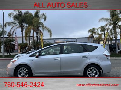 2014 Toyota Prius v Three   - Photo 10 - Escondido, CA 92029