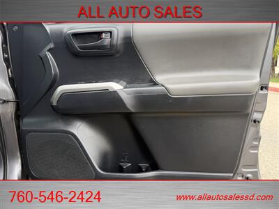 2019 Toyota Tacoma SR5 V6   - Photo 28 - Escondido, CA 92029