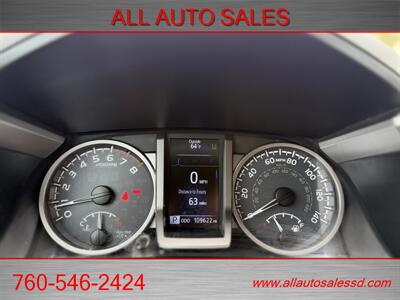2019 Toyota Tacoma SR5 V6   - Photo 12 - Escondido, CA 92029
