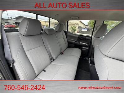 2019 Toyota Tacoma SR5 V6   - Photo 19 - Escondido, CA 92029