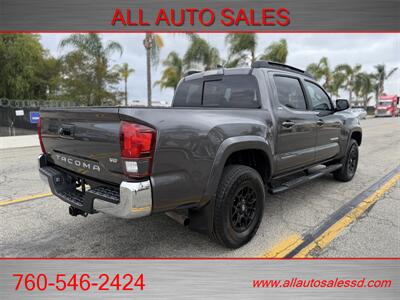 2019 Toyota Tacoma SR5 V6   - Photo 8 - Escondido, CA 92029