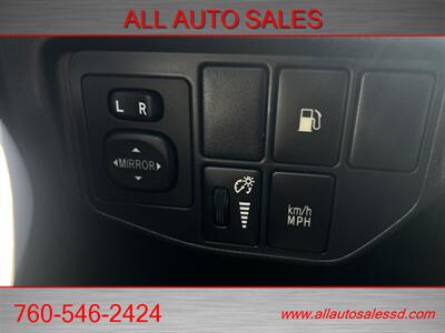 2013 Toyota Prius Plug-in Hybrid   - Photo 19 - Escondido, CA 92029