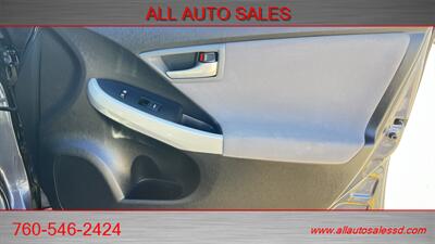 2013 Toyota Prius Plug-in Hybrid   - Photo 30 - Escondido, CA 92029