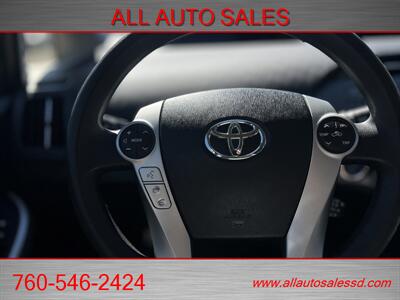 2013 Toyota Prius Plug-in Hybrid   - Photo 14 - Escondido, CA 92029