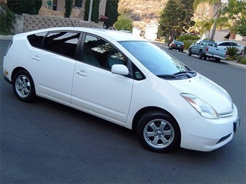 2005 Toyota Prius Package 5   - Photo 5 - San Diego, CA 92126