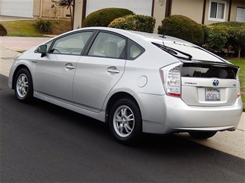 2011 Toyota Prius Four   - Photo 8 - San Diego, CA 92126