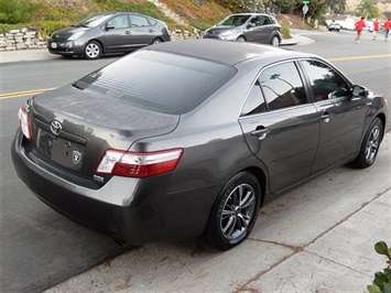 2007 Toyota Camry Hybrid   - Photo 6 - San Diego, CA 92126