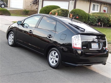 2007 Toyota Prius  Pkg 5 - Photo 8 - San Diego, CA 92126