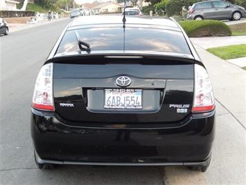 2007 Toyota Prius  Pkg 5 - Photo 7 - San Diego, CA 92126