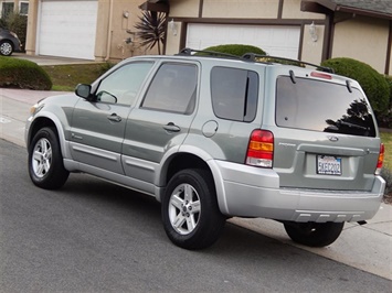 2005 Ford Escape Hybrid   - Photo 8 - San Diego, CA 92126