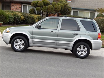 2005 Ford Escape Hybrid   - Photo 1 - San Diego, CA 92126