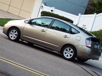 2004 Toyota Prius   - Photo 9 - San Diego, CA 92126