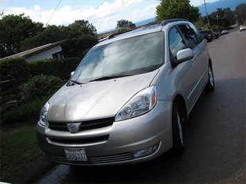 2005 Toyota Sienna XLE 7 Passenger   - Photo 1 - San Diego, CA 92126