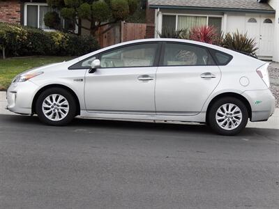 2012 Toyota Prius Plug-in Hybrid Advanced   - Photo 11 - San Diego, CA 92126