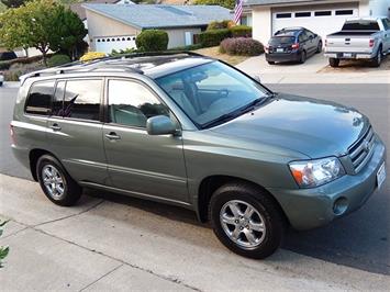 2004 Toyota Highlander   - Photo 8 - San Diego, CA 92126