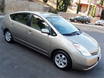 2005 Toyota Prius Package 5   - Photo 5 - San Diego, CA 92126