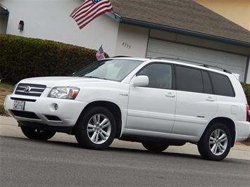 2006 Toyota Highlander Hybrid Limited   - Photo 2 - San Diego, CA 92126