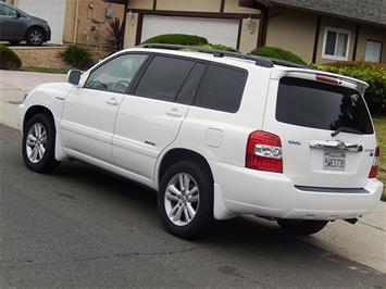 2006 Toyota Highlander Hybrid Limited   - Photo 8 - San Diego, CA 92126