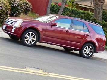 2004 Cadillac SRX   - Photo 8 - San Diego, CA 92126