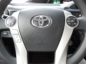 2012 Toyota Prius c Three   - Photo 18 - San Diego, CA 92126