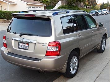 2006 Toyota Highlander Hybrid Limited   - Photo 7 - San Diego, CA 92126