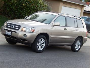 2006 Toyota Highlander Hybrid Limited   - Photo 2 - San Diego, CA 92126