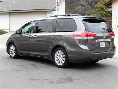 2011 Toyota Sienna Limited 7-Passenger   - Photo 13 - San Diego, CA 92126