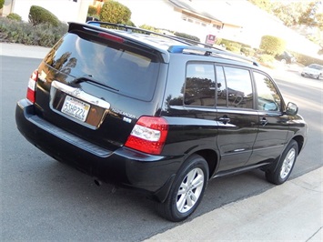 2006 Toyota Highlander Hybrid 7 Passengers   - Photo 8 - San Diego, CA 92126