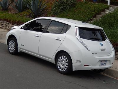 2015 Nissan LEAF S   - Photo 8 - San Diego, CA 92126