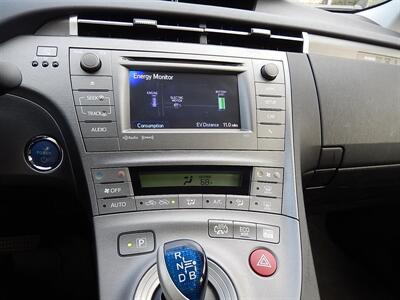 2012 Toyota Prius Plug-in Hybrid   - Photo 7 - San Diego, CA 92126