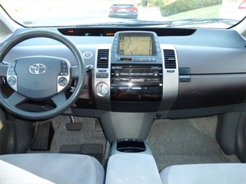 2005 Toyota Prius   - Photo 8 - San Diego, CA 92126